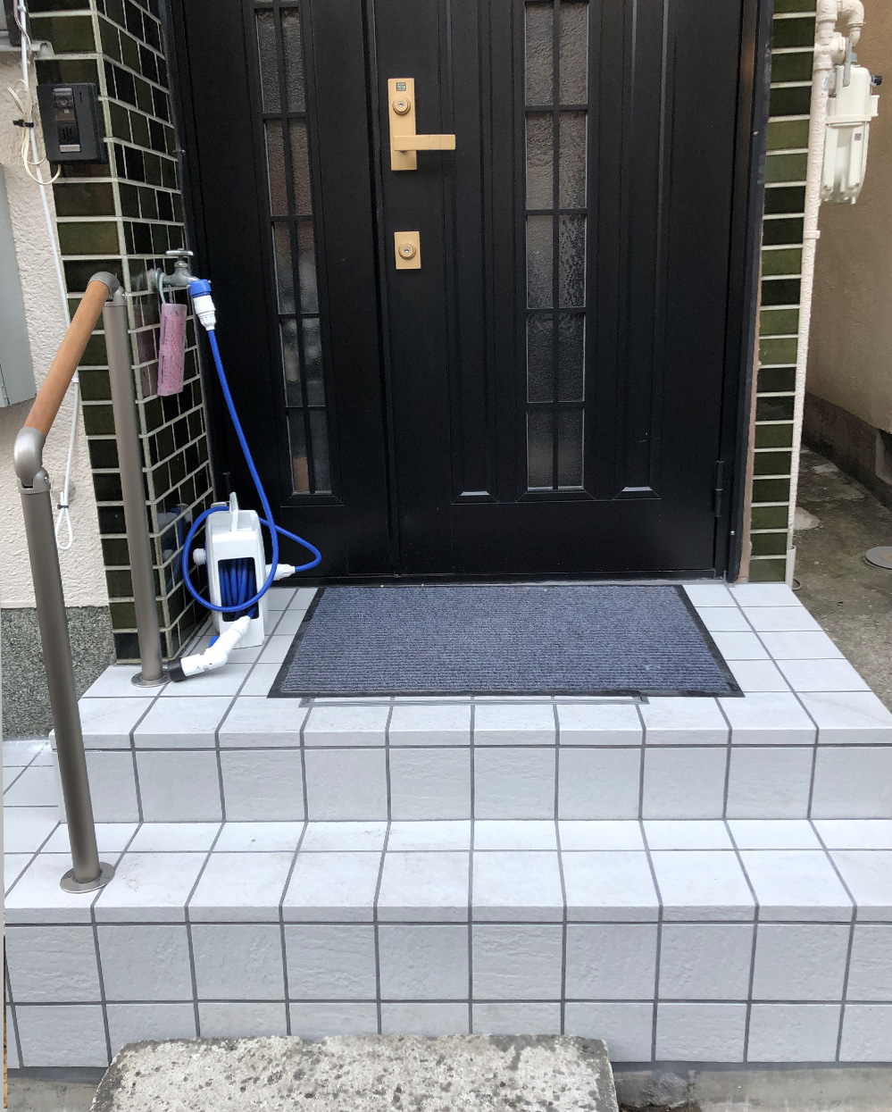 玄関ポーチ　リフォーム